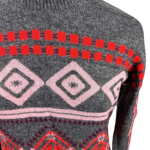 J. Crew pink and grey fair isle sweater- size M - Picture 2 of 10